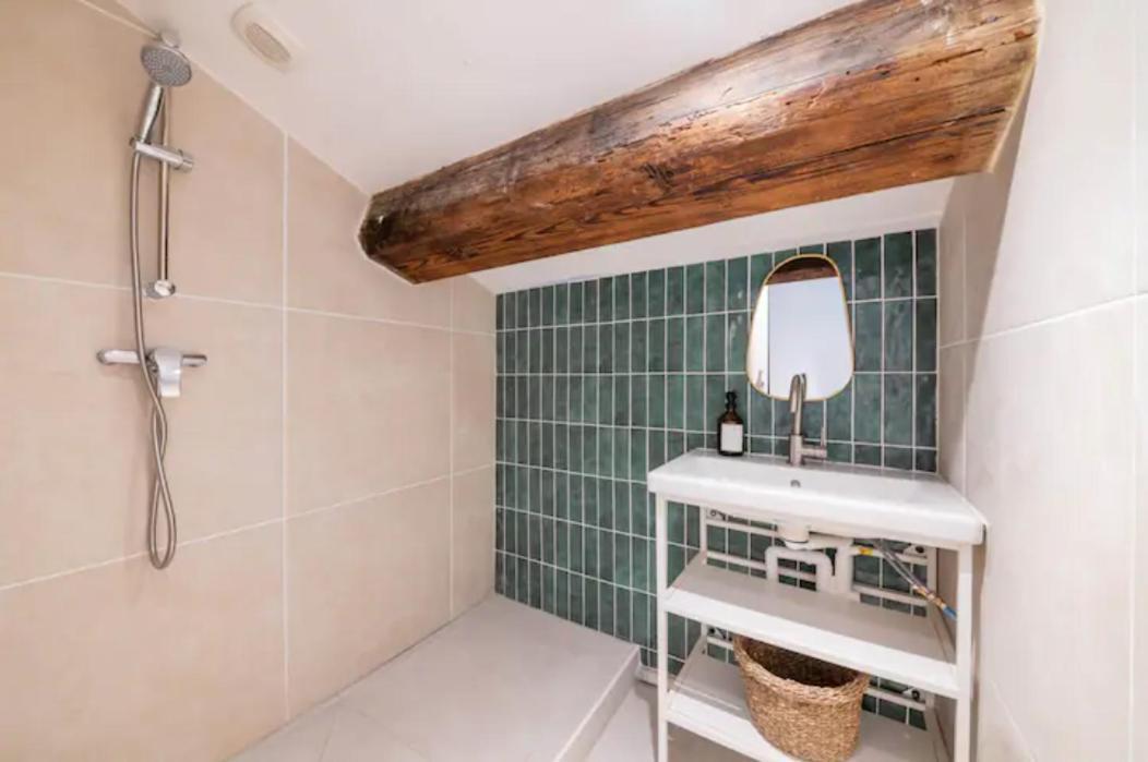 NOCNOC - L'Etage de Cordeliers Appartement Lyon Buitenkant foto